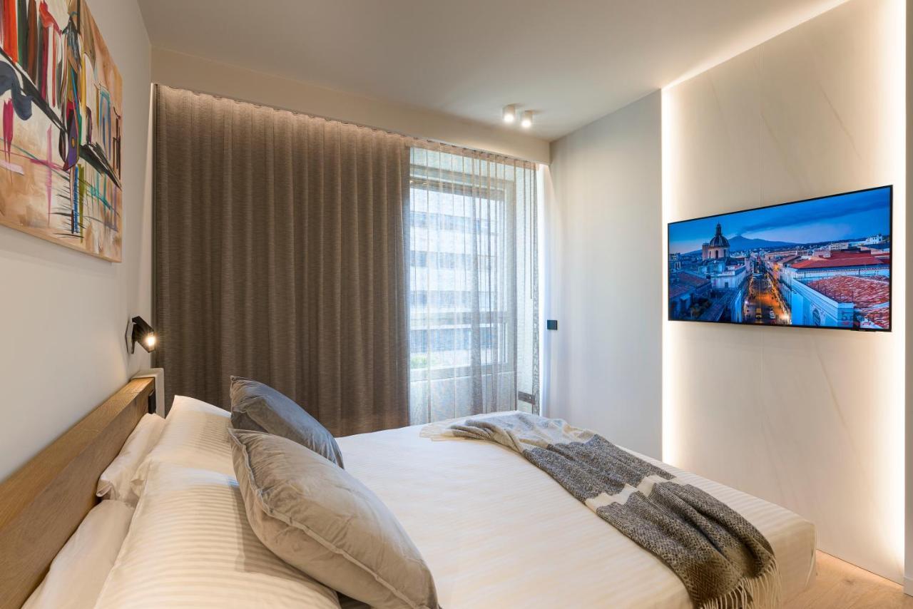 Aera Luxury Suites - 303 304 305 Катания Экстерьер фото