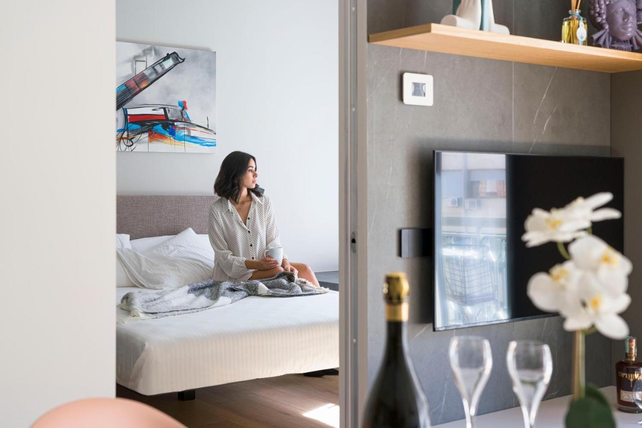 Aera Luxury Suites - 303 304 305 Катания Экстерьер фото